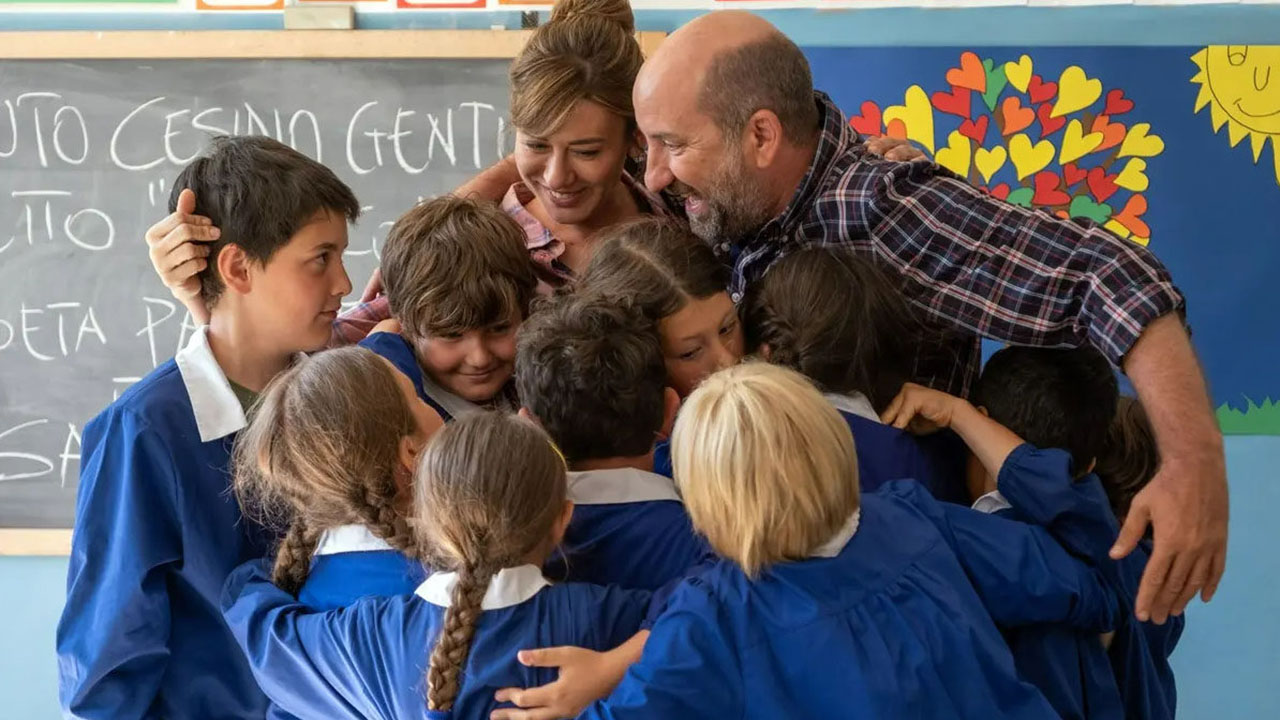 Fotograma de "Un mundo aparte" (Riccardo Milani, 2024)